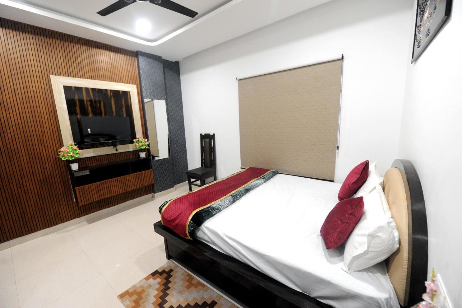 Golden Inn Prayagraj Exterior foto