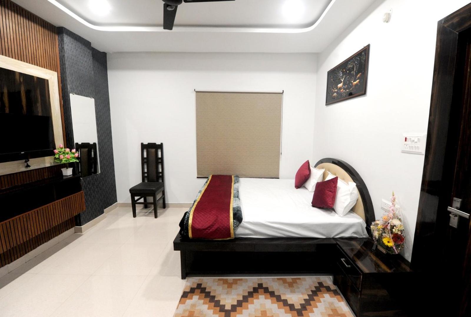 Golden Inn Prayagraj Exterior foto
